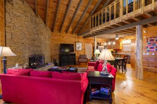 A Bear Lair - Hot Tub - Mountain & Sunset Views - 1