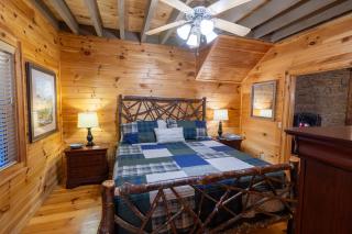 A Bear Lair - Hot Tub - Mountain & Sunset Views - 7