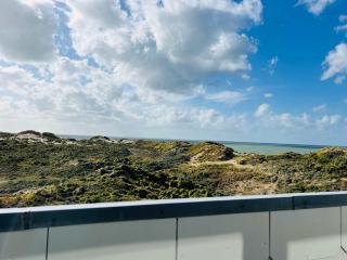 Huswell - Apartment with panoramic 270 degree sea-view - 9
