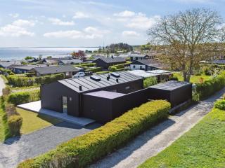 Holiday Home Fabine - 75m from the sea by Interhome - 0