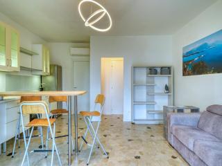 Apartment by Lake Garda near Gardaland - 1