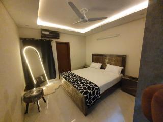 Cozy 1BKH Luxury Apartment - 0