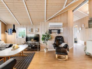 Holiday Home Trifun - 300m from the sea by Interhome - 2