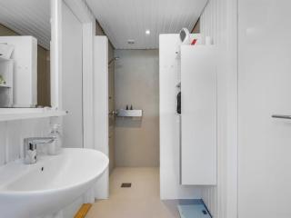 Holiday Home Sinikka - 900m from the sea by Interhome - 5