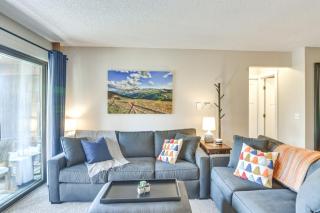 Elevated Fraser Condo with Mountain View and Amenities - 5