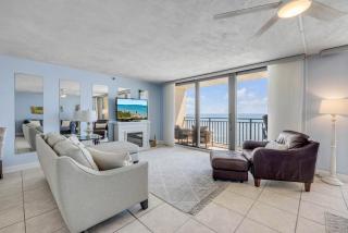 New Listing! Dog-friendly direct oceanfront with private balcony and heated rooftop pool - 4