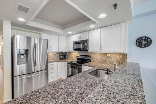 New Listing! Dog-friendly direct oceanfront with private balcony and heated rooftop pool - 1