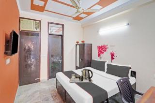 Hotel O Premium Room - 8
