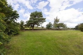 GARDEN FIELD COTTAGE - Spacious Holmbridge Home with Rolling Hill Views - 5