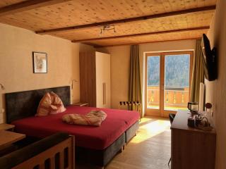 Hotel Chavalatsch - 4
