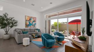 P S Chic Escape - 1