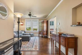 Charming historic 2 BR 2BA with loft unit in triplex - 4