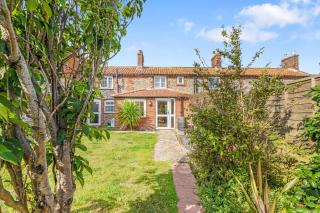 Seven Space - Pilgrims Rest, Cottage in Bacton - 2