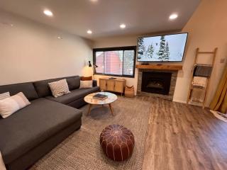 1 Bedroom with Loft, Cozy Mtn Condo with Pool and Jacuzzis - 3