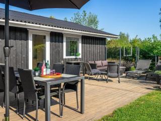 Holiday Home Marielouise - from the sea by Interhome - 2