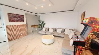 Beautiful two bedroom apartment in Paris with parking - 0