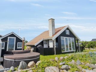 Holiday Home Ofrath - 5m from the sea by Interhome - 8