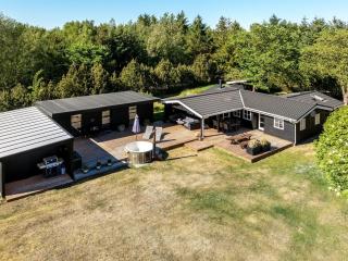 Holiday Home Gudni - 200m to the inlet by Interhome - 1