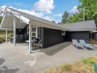 Holiday Home Jannick - 1-5km from the sea by Interhome - 5