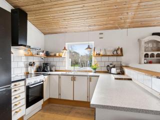Holiday Home Kara - 450m from the sea by Interhome - 3