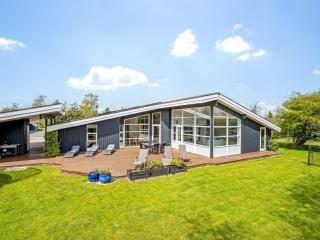 Holiday Home Helena - 700m from the sea by Interhome - 8