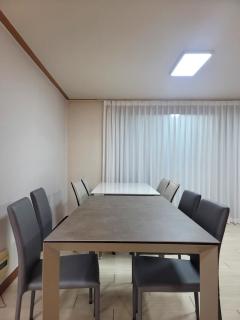 a spacious and comfortable house with a rooftop in the city center - 6