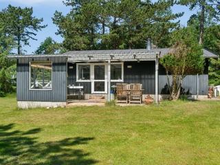 Holiday Home Marius - 30m from the sea by Interhome - 1