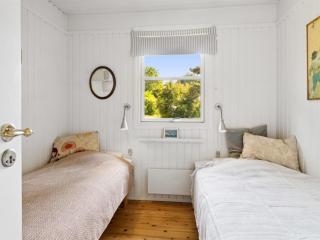 Holiday Home Stygg - 400m from the sea by Interhome - 4