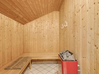 Holiday Home Yngvy - 1-3km from the sea by Interhome - 3