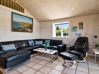 Holiday Home Hjalmar - 400m from the sea by Interhome - 5