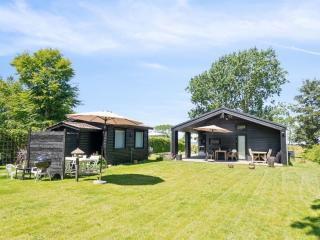 Holiday Home Huldrik - 100m from the sea by Interhome - 2