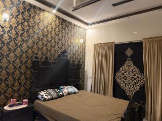 Room in Lahore-Home away from your Home - 3