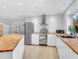 Holiday Home Siggut - 100m from the sea by Interhome - 2