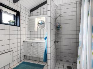 Holiday Home Nore - from the sea by Interhome - 4