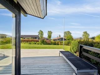 Holiday Home Manfred - 250m from the sea by Interhome - 4