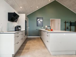 Holiday Home Straale - 50m from the sea by Interhome - 5