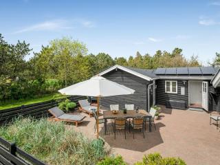 Holiday Home Aviaya - 350m from the sea by Interhome - 5