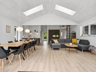 Holiday Home Norna - 350m from the sea by Interhome - 2