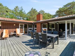 Holiday Home Bothilda - 950m from the sea by Interhome - Neksø - 1
