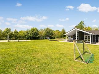 Holiday Home Ahto - 600m to the inlet by Interhome - 5