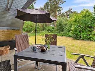 Holiday Home Tine - 600m from the sea by Interhome - 2