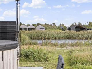 Holiday Home Frithbjorn - 900m from the sea by Interhome - 6