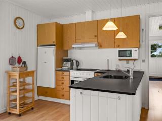 Holiday Home Fiallar - 3-2km from the sea by Interhome - 4