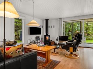 Holiday Home Fiallar - 3-2km from the sea by Interhome - 7