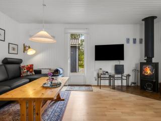 Holiday Home Fiallar - 3-2km from the sea by Interhome - 9