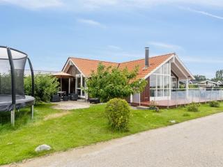 Holiday Home Annrike - 175m to the inlet by Interhome - 2