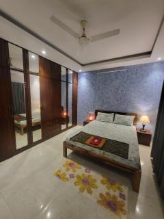 Room lux in the premium apartments Black Orchid - 9