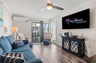 Palm Villa with Oceanfront Balcony, Pool, Sleeps 6 - 4