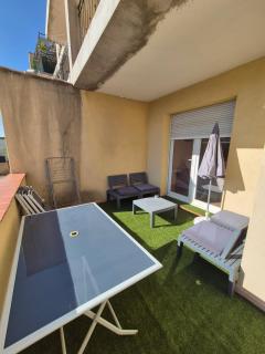 Appartement T2 avec terrasse - 2