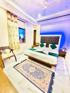 ERO By Family Hotels - Main Market New Delhi - 0